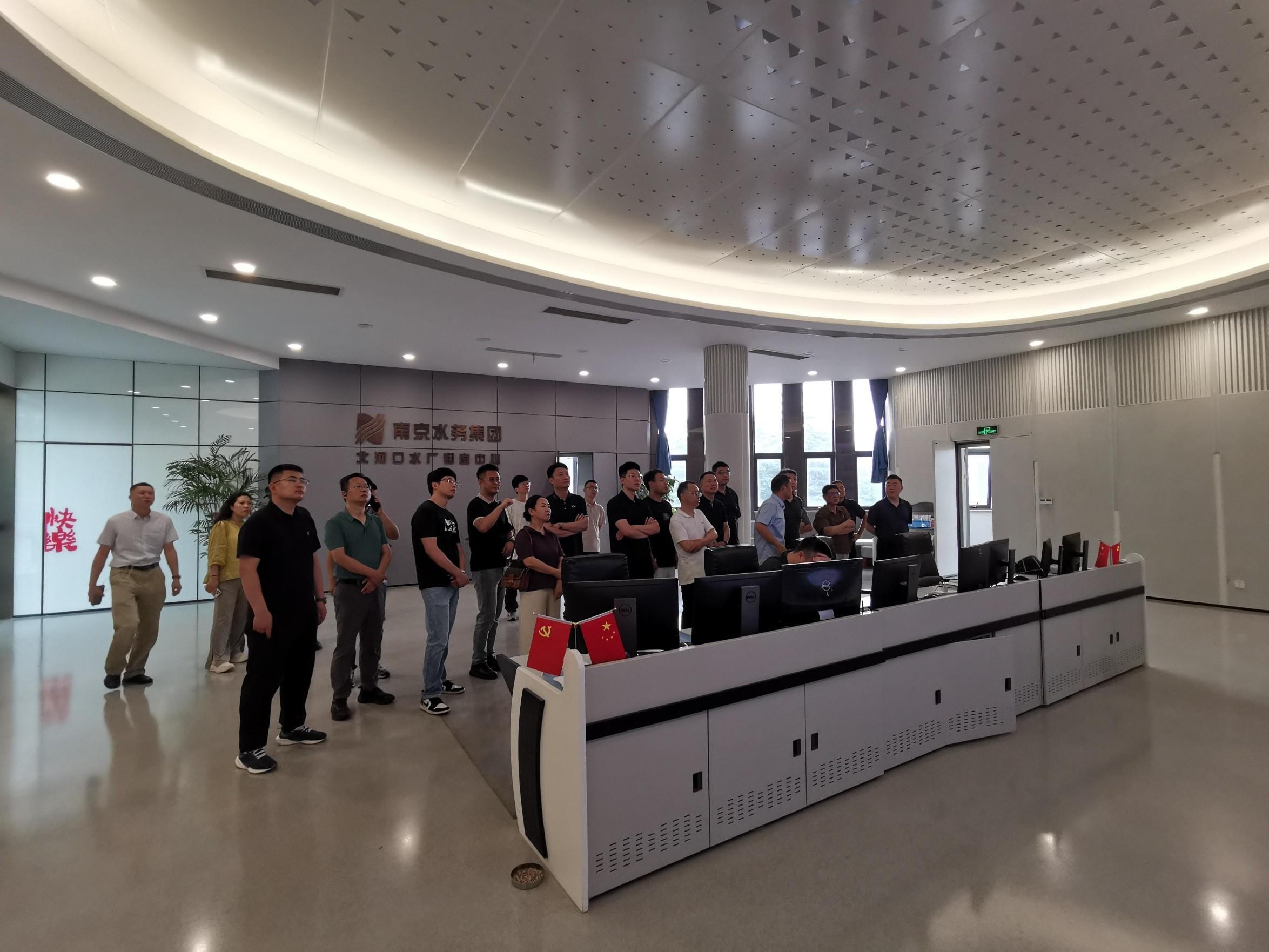 1751009404354073.jpg 1751009404354073.jpg